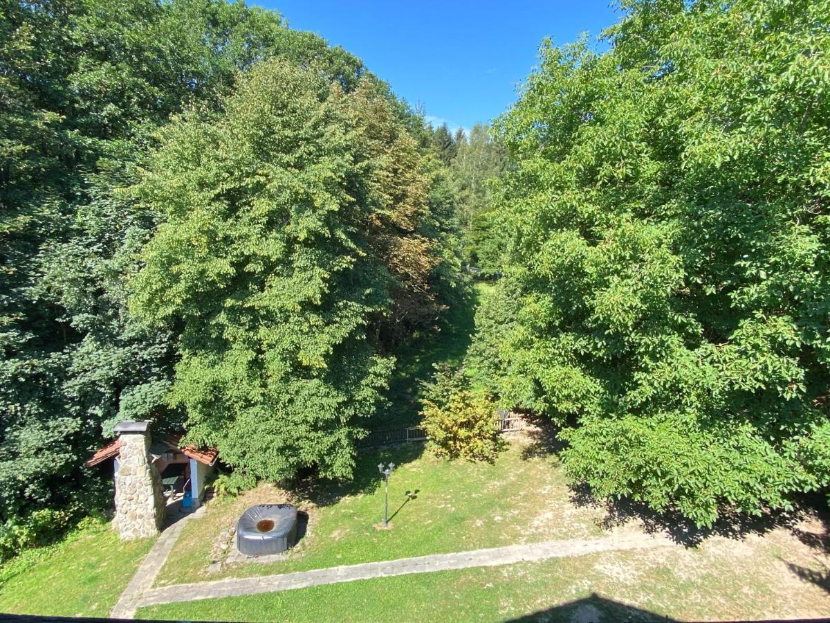 Huettenflair Im Gut Sonnenwald Schollnach Exterior photo